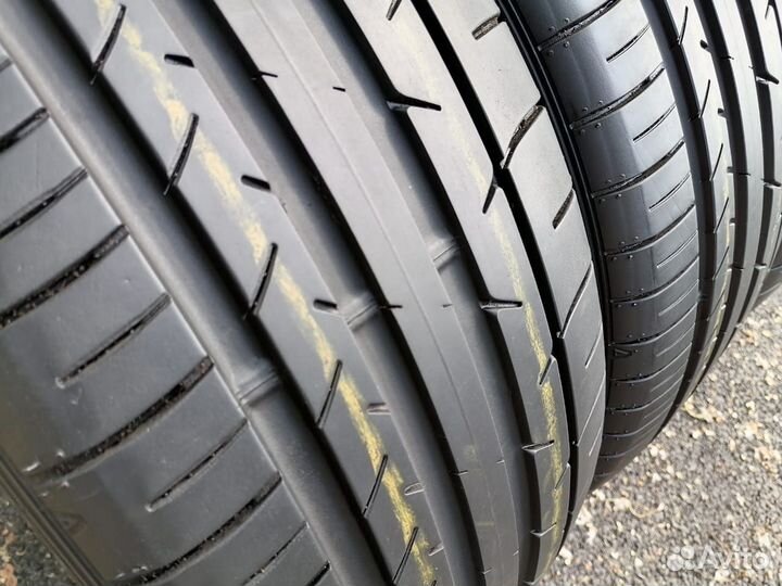 Dunlop SP Sport Maxx 050 245/45 R20 и 275/40 R20