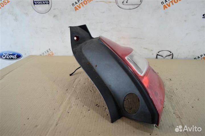 Фонарь задний правый Renault Megane хетч K4J 1.4