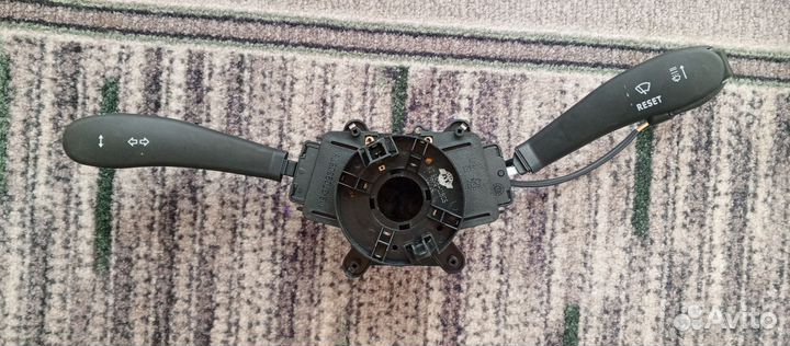 Подрулевой переключатель