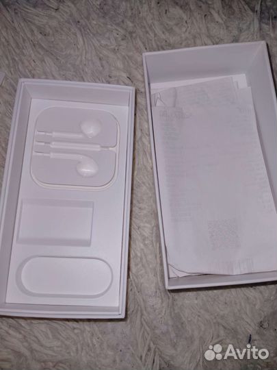 Коробка от iPhone 6s gold на 32gb