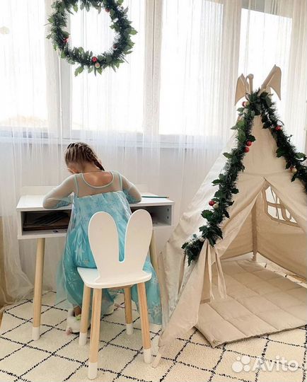 Детский стол