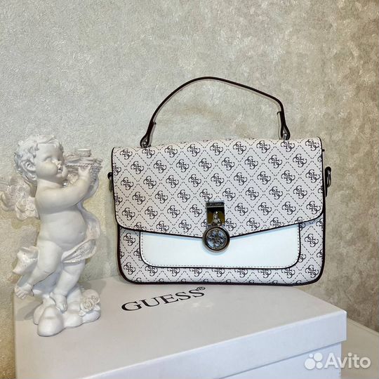 Сумка Guess