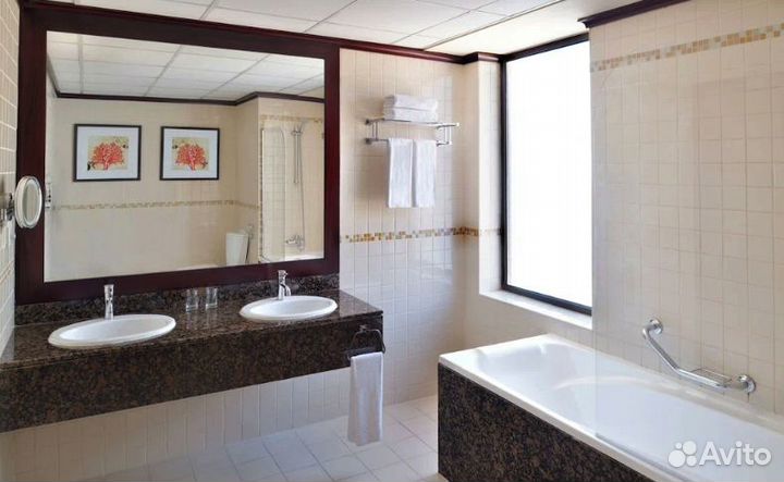 Тур в Дубай отель Delta Hotels By Marriott 4*