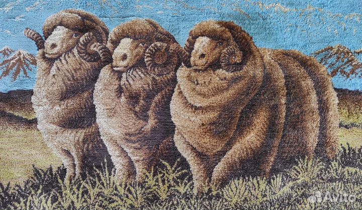 Ковер шерстяной ручной работы