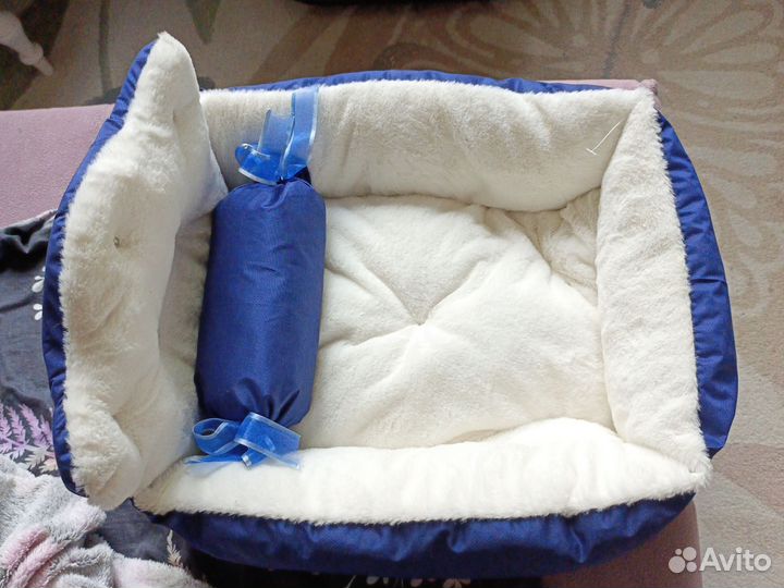 Лежанка для собак и кошек