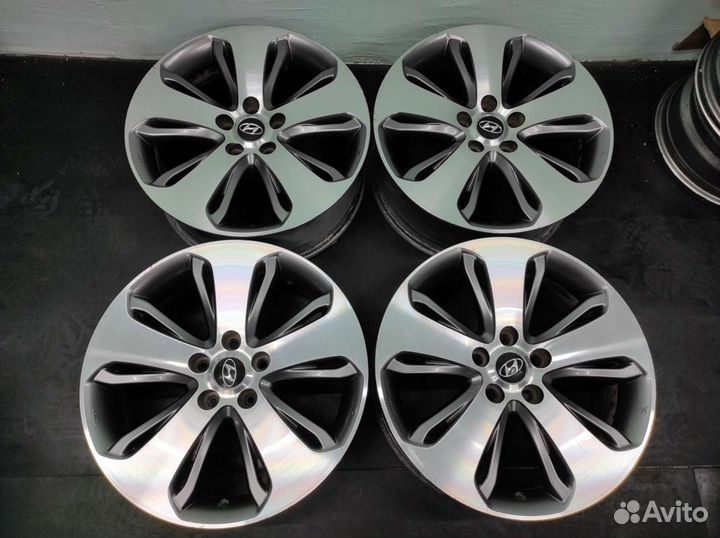 Hyundai R18/5*114.3/et 41/dia 67.1