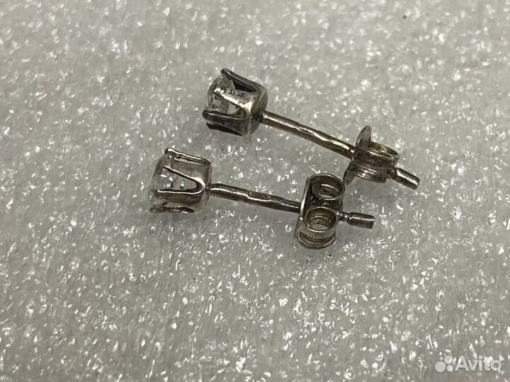 Серьги гвоздики с камнями Серебро