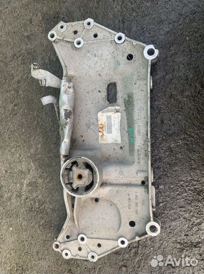 Балка подмоторная A3 (8P1) 2003-2013;A3 (8PA) Spor