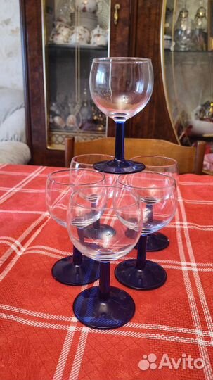 Набор винных бокалов