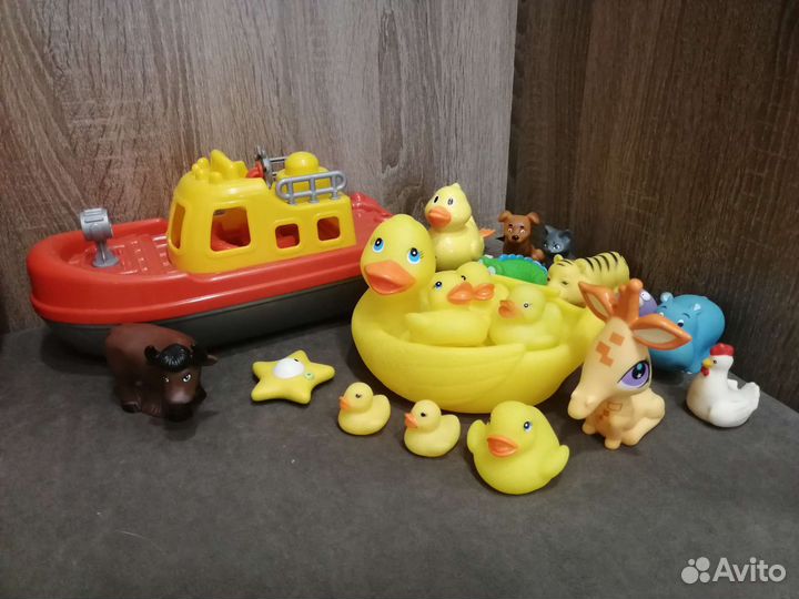 Игрушки для купания и органайзер