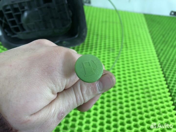 Лючок бензобака BMW X1