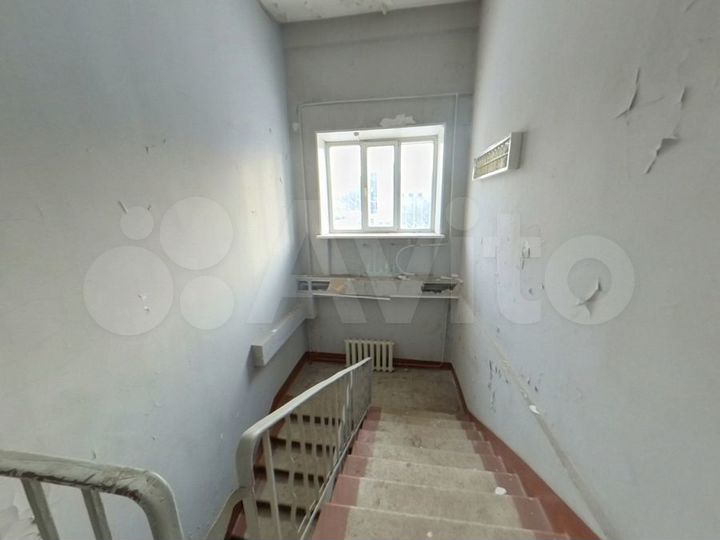 Продается коммерческая, 265.9 кв.м., 1/2 эт