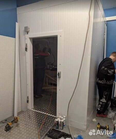 Монтаж холодильных камер