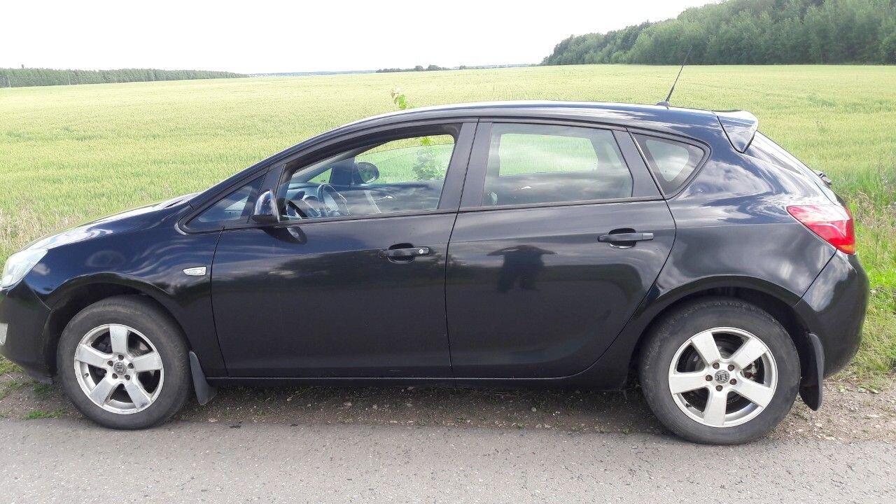 Opel Astra: фото владельца