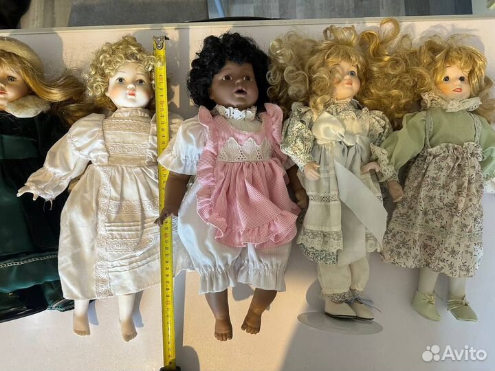 Куклы фарфоровые