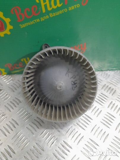 Моторчик печки Chevrolet Cruze седан 1.6 2010