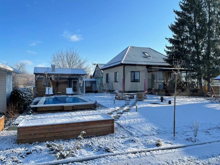 Дом 92,5 м² на участке 4 сот.