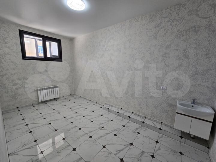 Новый кабинет под Студию Красоты или Салон, 15 м²