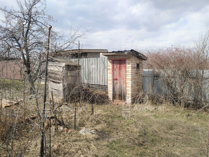 Дом 20 м² на участке 7 сот.