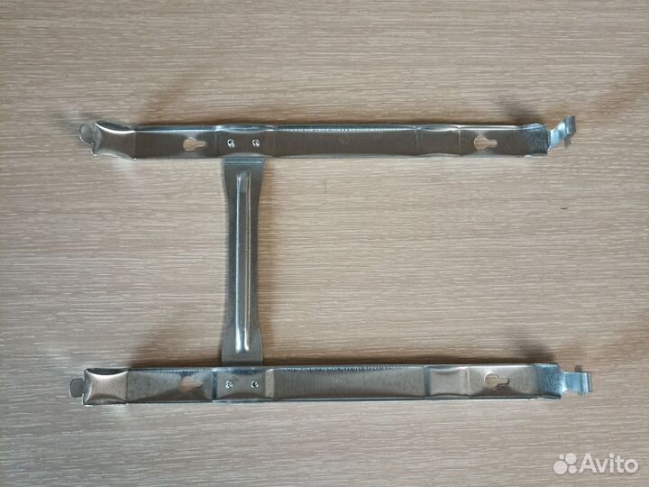 Кронштейн на стену для конвектора Bally