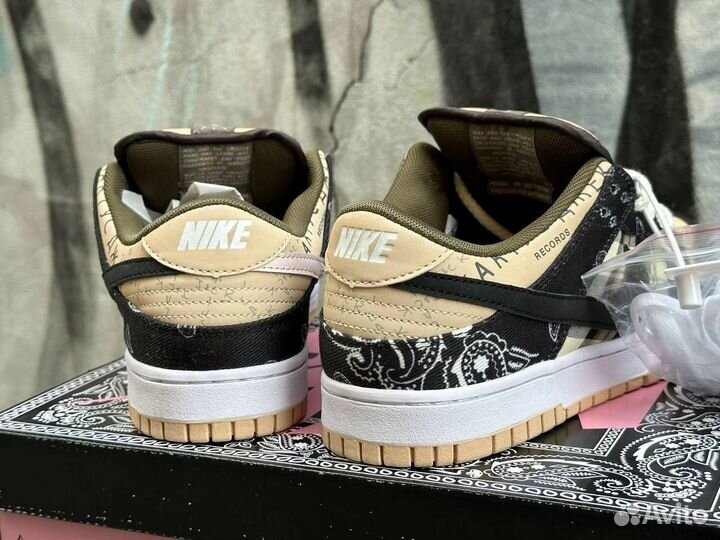 Кроссовки Nike SB dunk low Travis scott мужские