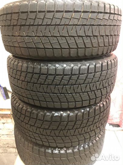 Bridgestone Blizzak DM-V1 255/55 R18