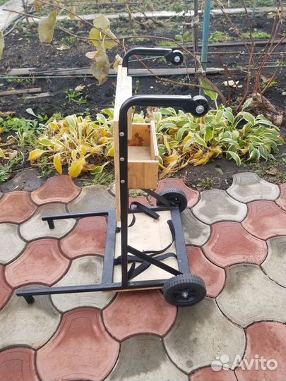 Стойка для лодочного мотора