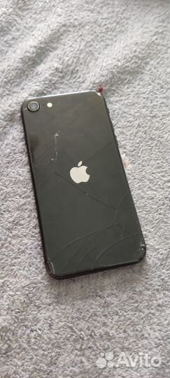 iPhone SE (2020), 64 ГБ