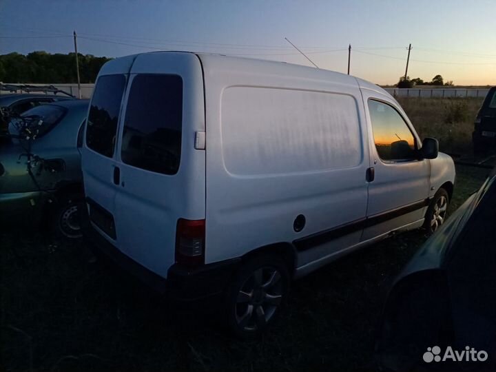 Разбор Пежо партнер 2008г 1.4 МКПП