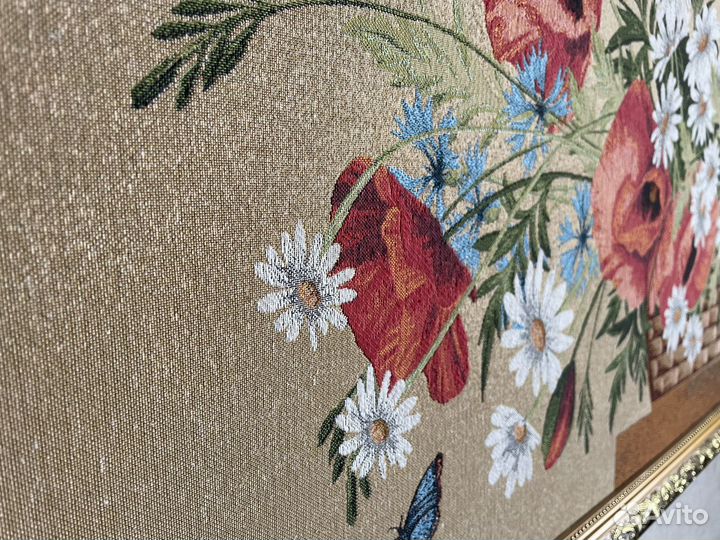 Картина в раме гобелен