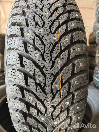 Ikon Tyres Autograph Ice 9 245/40 R18 97T