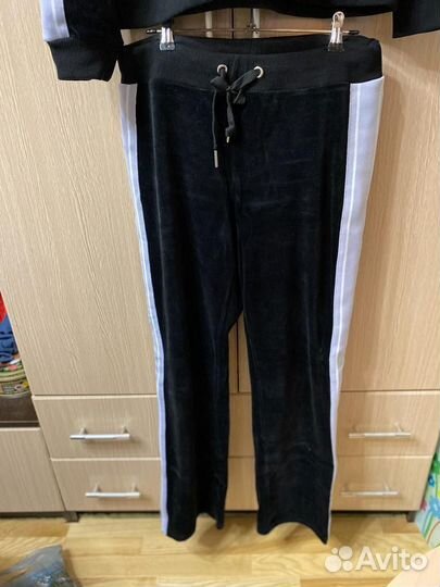 Спортивный велюровый костюм 48 размер