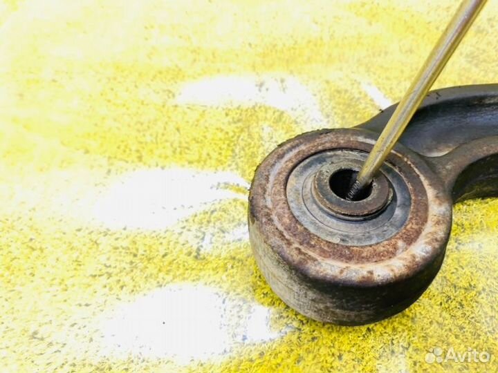 Рычаг передний правый Toyota Land Cruiser HDJ81 145452