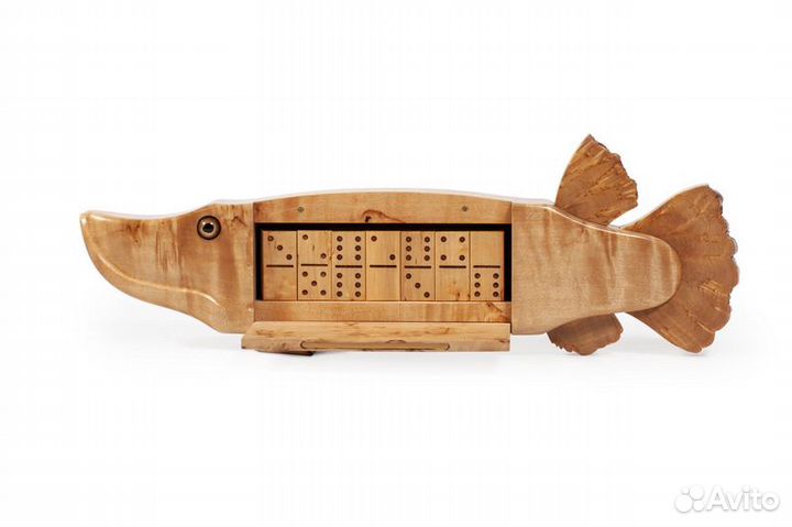 Деревянное домино Щука из массива карельскй березы