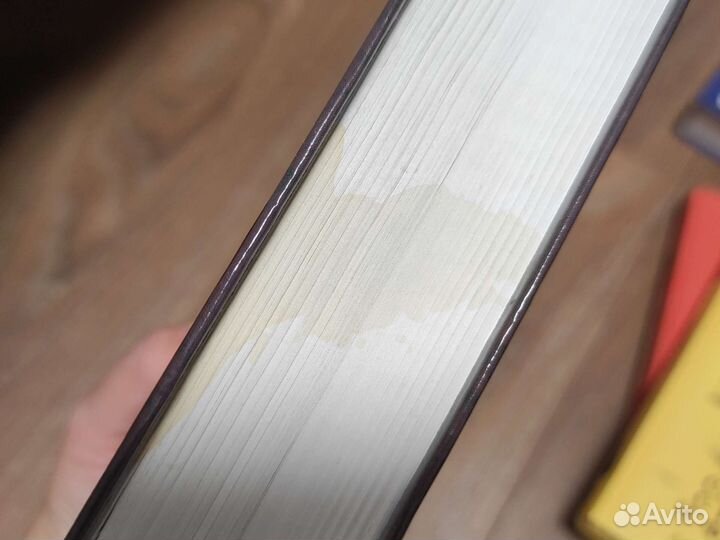 Книги Алана Брэдли про Флавию де Люс