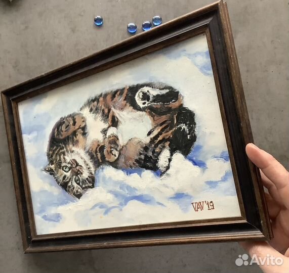 Картина маслом в раме Котик на снегу 20х30 см