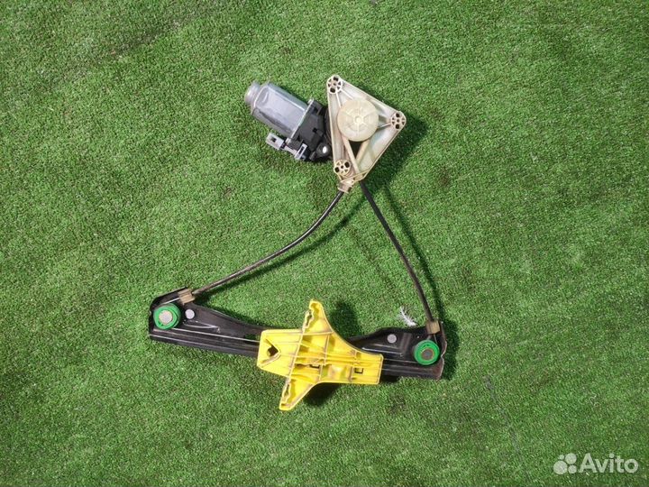 Стеклоподъемник задний правый Volkswagen Polo