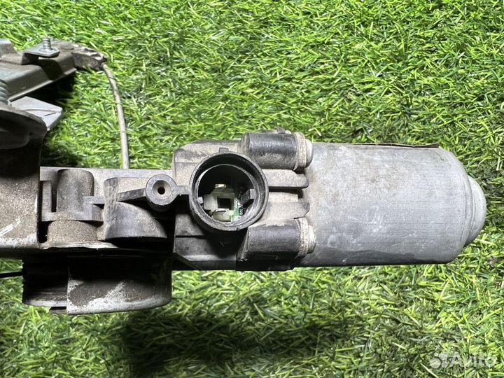 Стеклоподъемник Hyundai Solaris I