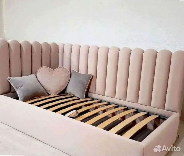 Кровать детская мягкая