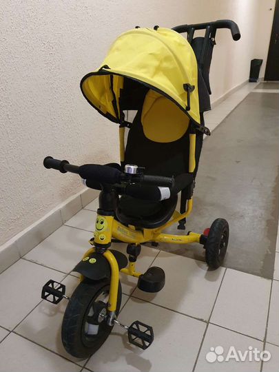Детский трехколесный велосипед