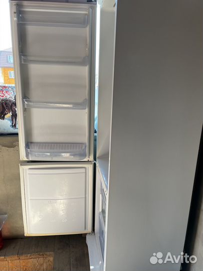 Холодильник indesit no frost