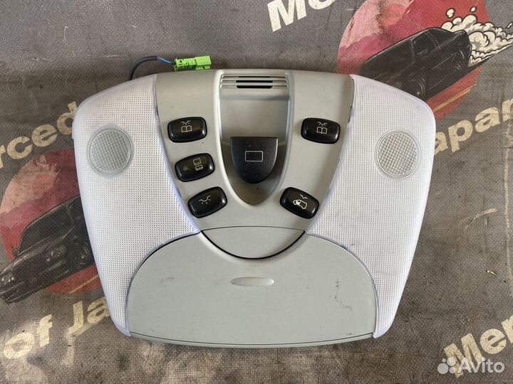 Салонный плафон Mercedes Vito/Viano w639. Япония