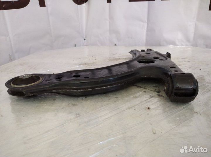 Рычаг подвески передний левый Volkswagen Bora 1J2