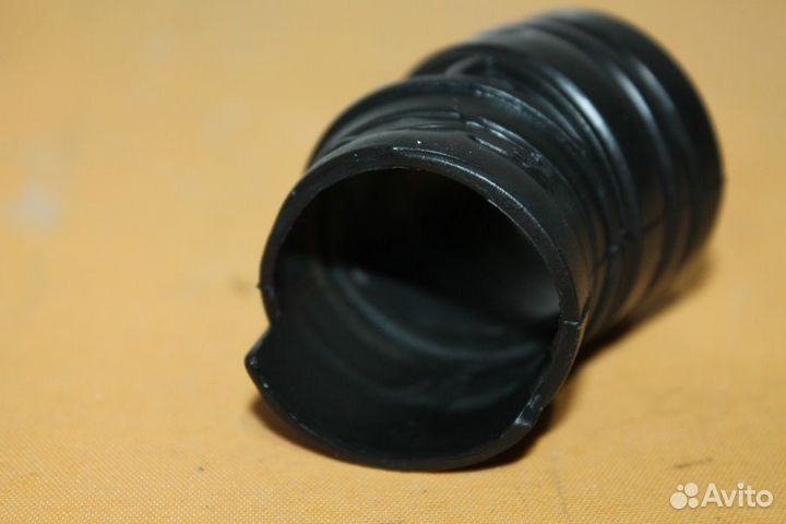 Патрубок (насос-отстойник) Schaub Lorenz 42158951