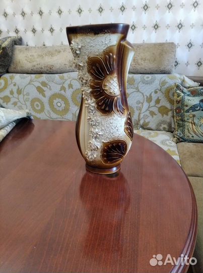 Ваза для цветов керамическая