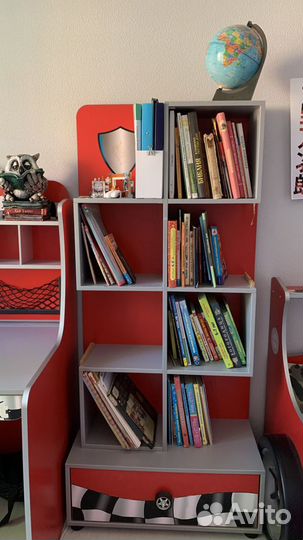 Продам мебельный гарнитур для детской комнаты