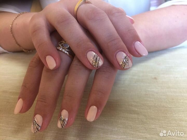 Маникюр, педикюр, наращивание ногтей