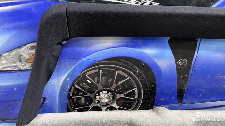 Облицовка крышки багажника комплект Mercedes W210