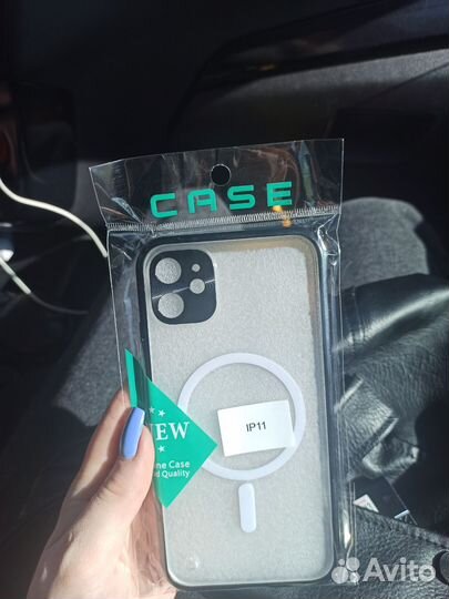 Чехол на iPhone 11