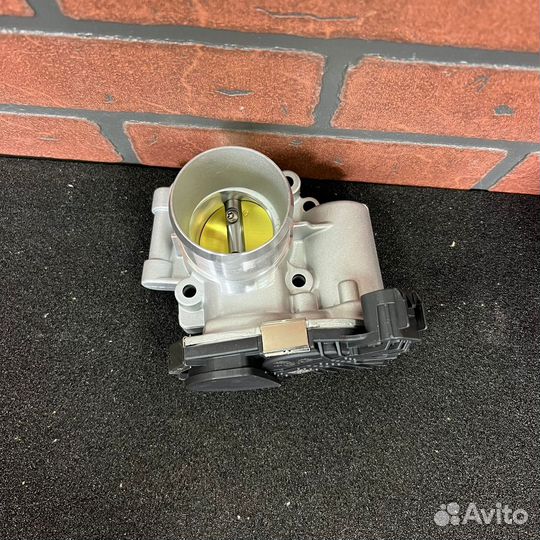 Дроссельная заслонка GM 55565489
